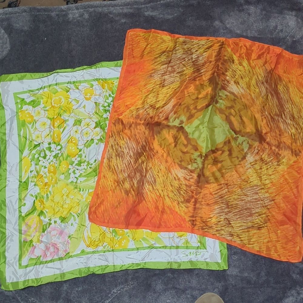 Vintage‎ Acetate Avon Scarf 1978 S.N. Kent Signed, and tie dye scarf